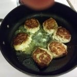 Cooking crab cakes