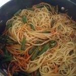 Mix noodles, beans, carrots, and sauce