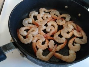 Cooking the shrimp