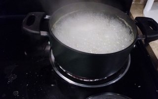 boiling the potatoes